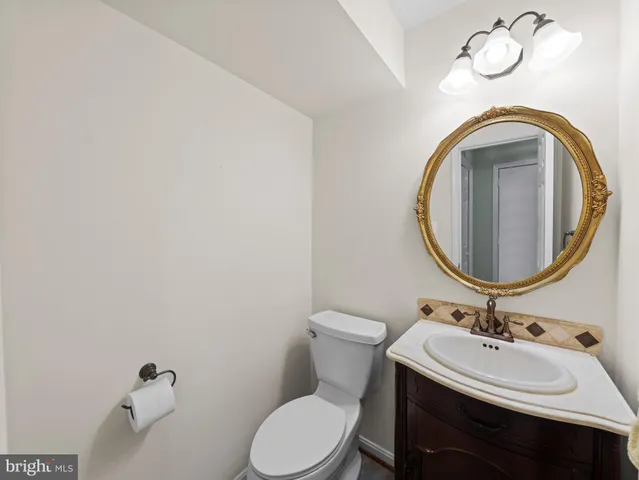 a view of livingroom with furniture and wooden floor