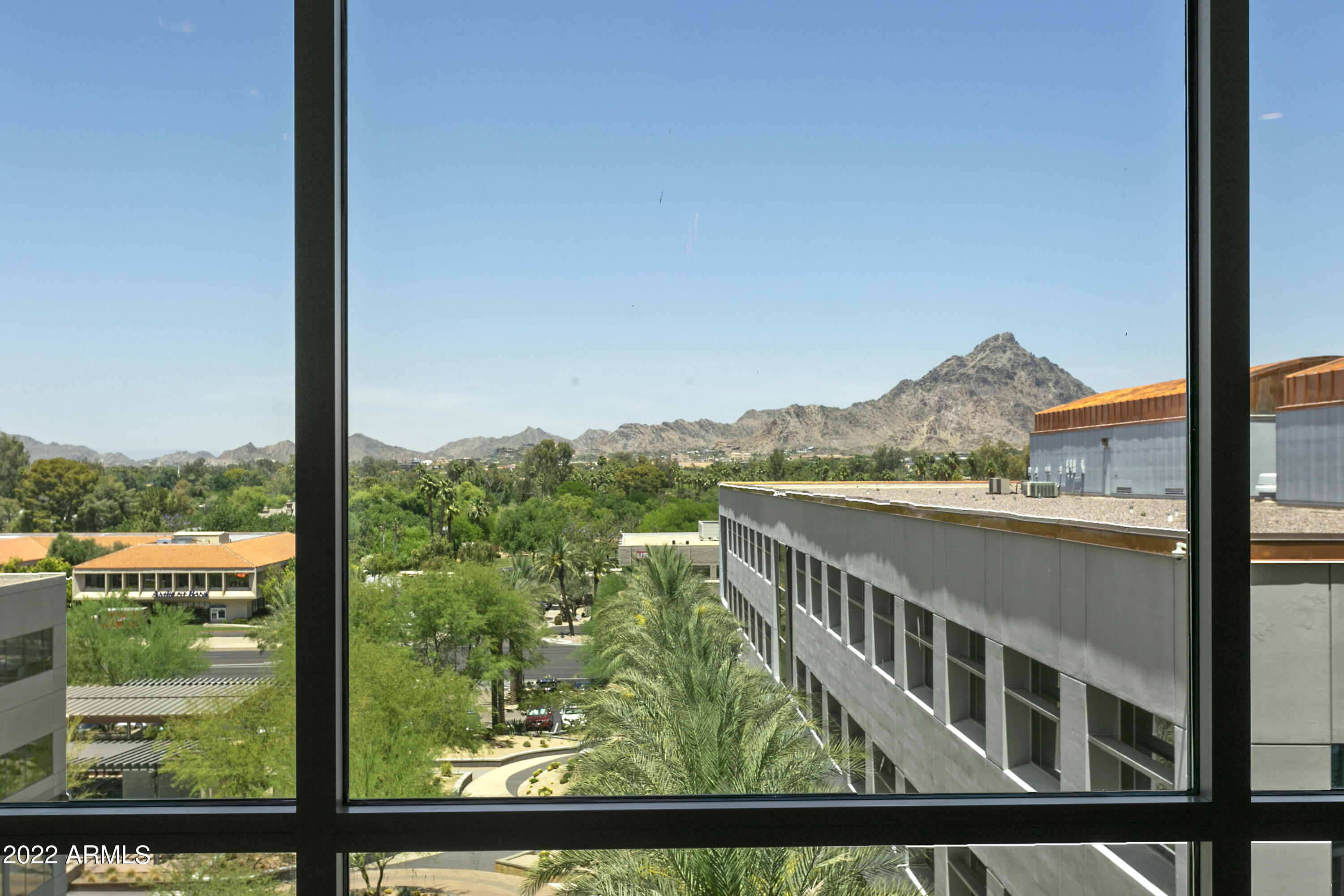 2211 East Camelback Road, Unit 602 Phoenix, AZ 85016 - Photo 13 of 36 Great Room View