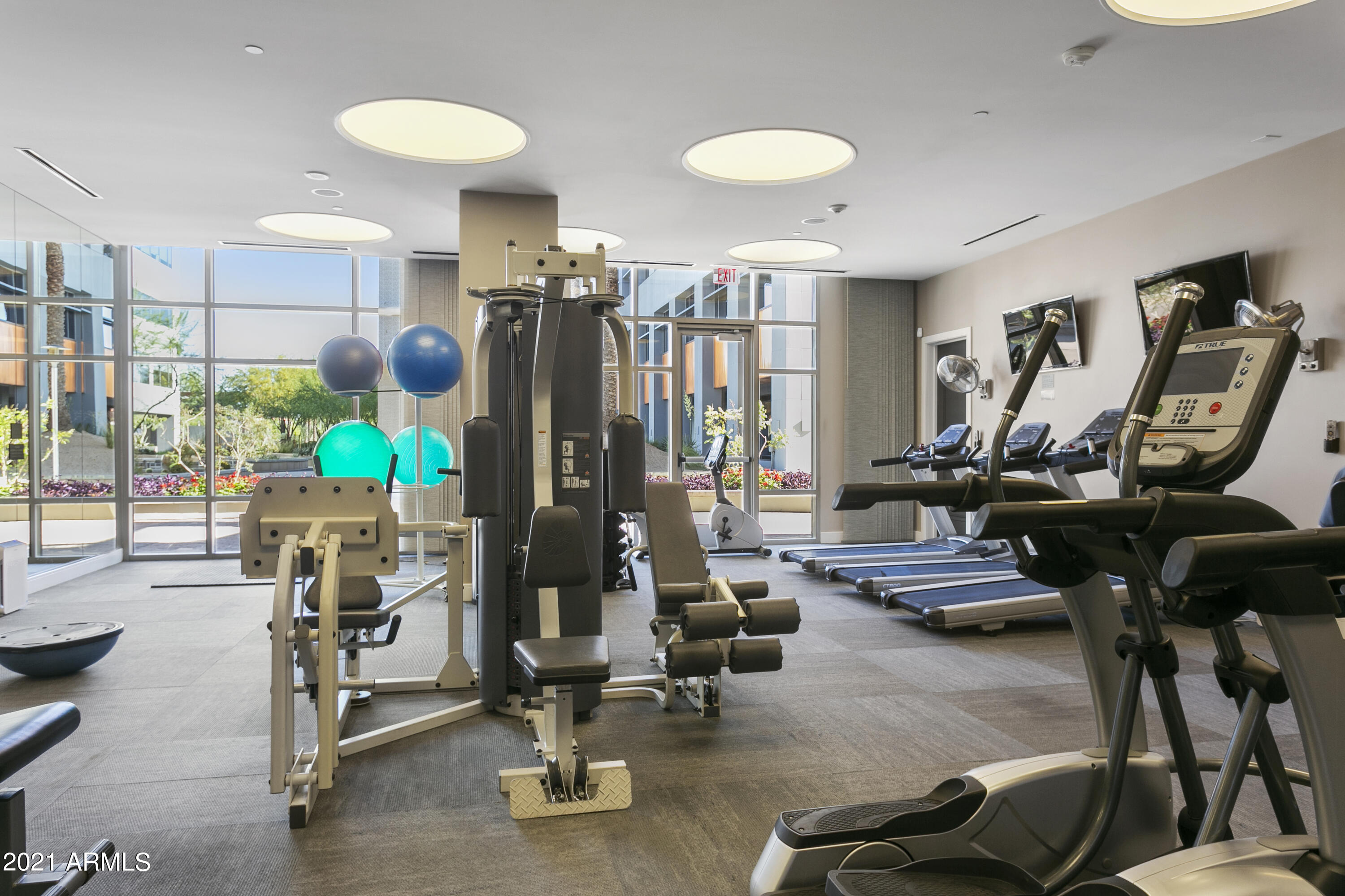 2211 East Camelback Road, Unit 602 Phoenix, AZ 85016 - Photo 29 of 36 Community Fitness Center