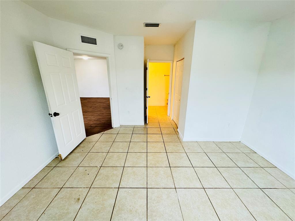1157 Golden Lakes Boulevard, Unit 622 West Palm Beach, FL 33411 - Photo 7 of 19 a view of an empty room