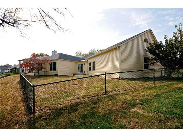 7649 South River Road Indianapolis, IN 46240 - Photo 18 of 24 Gallery Image 18