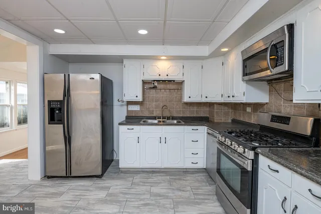 $284,900 | 202 Water Street, Oley, PA 19547