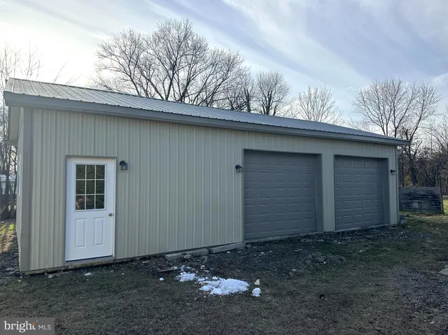 $284,900 | 202 Water Street, Oley, PA 19547