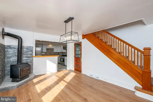 $284,900 | 202 Water Street, Oley, PA 19547