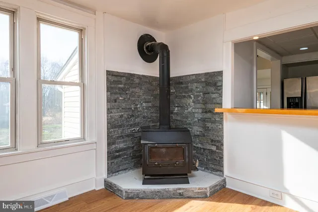 $284,900 | 202 Water Street, Oley, PA 19547