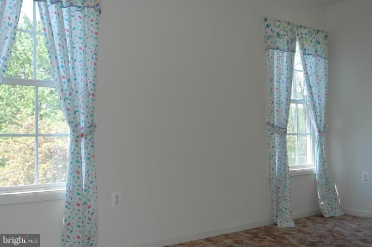 19239 Fuller Heights Road Triangle, VA 22172 - Photo 14 of 20 Bedroom #3