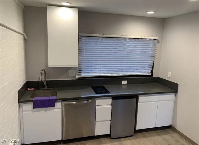 $895 | 218 South 11th Street, Unit 3, Las Vegas, NV 89101