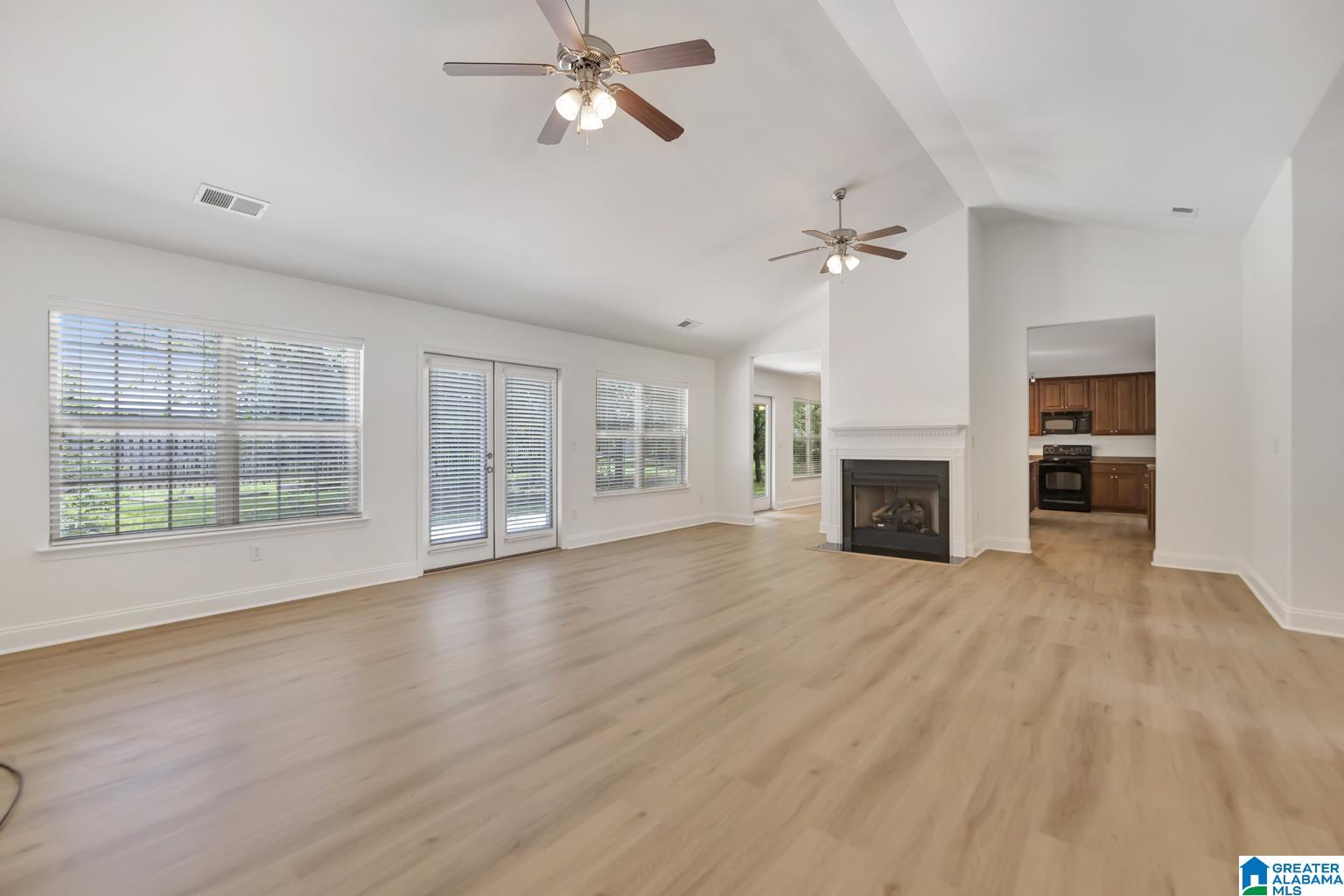 357 Tanglewood Circle Alabaster, AL 35007 - Photo 8 of 28