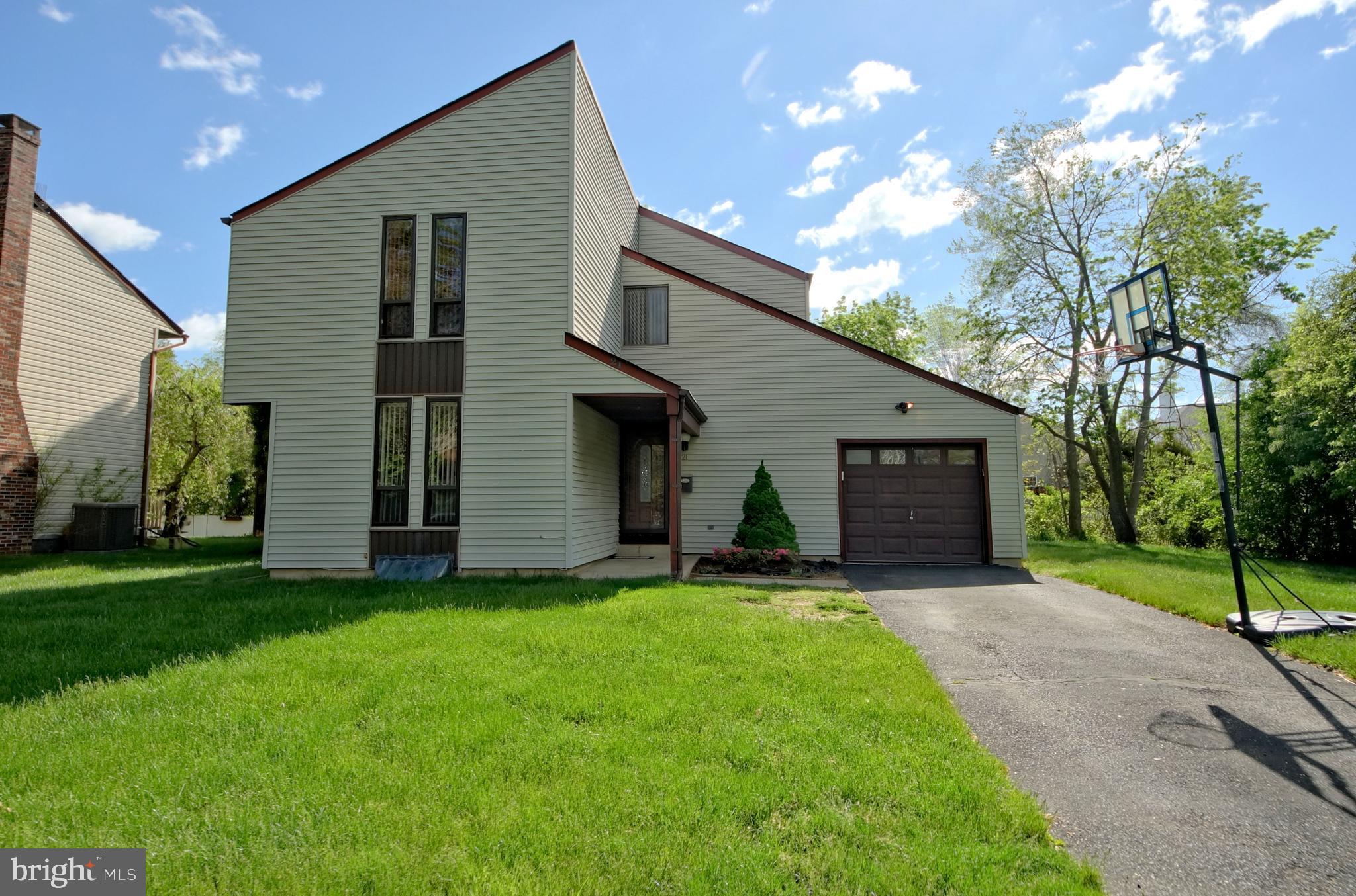 21 Overton Road East Windsor, NJ 08520 - Photo 2 of 45 Gallery Image 2
