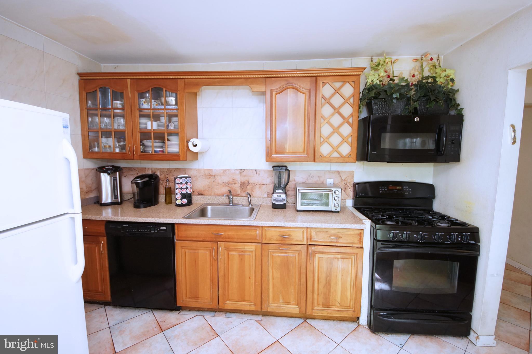 21 Overton Road East Windsor, NJ 08520 - Photo 18 of 45 Gallery Image 18