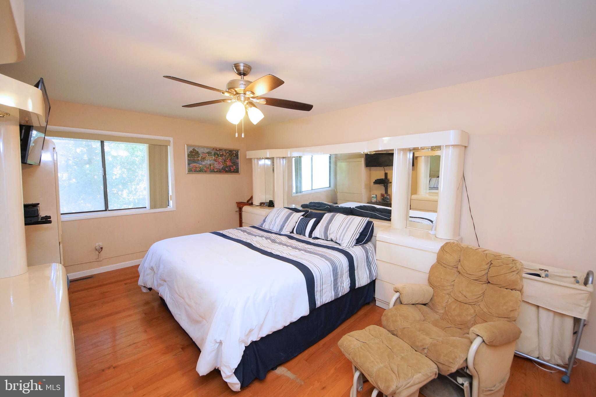 21 Overton Road East Windsor, NJ 08520 - Photo 23 of 45 Gallery Image 23