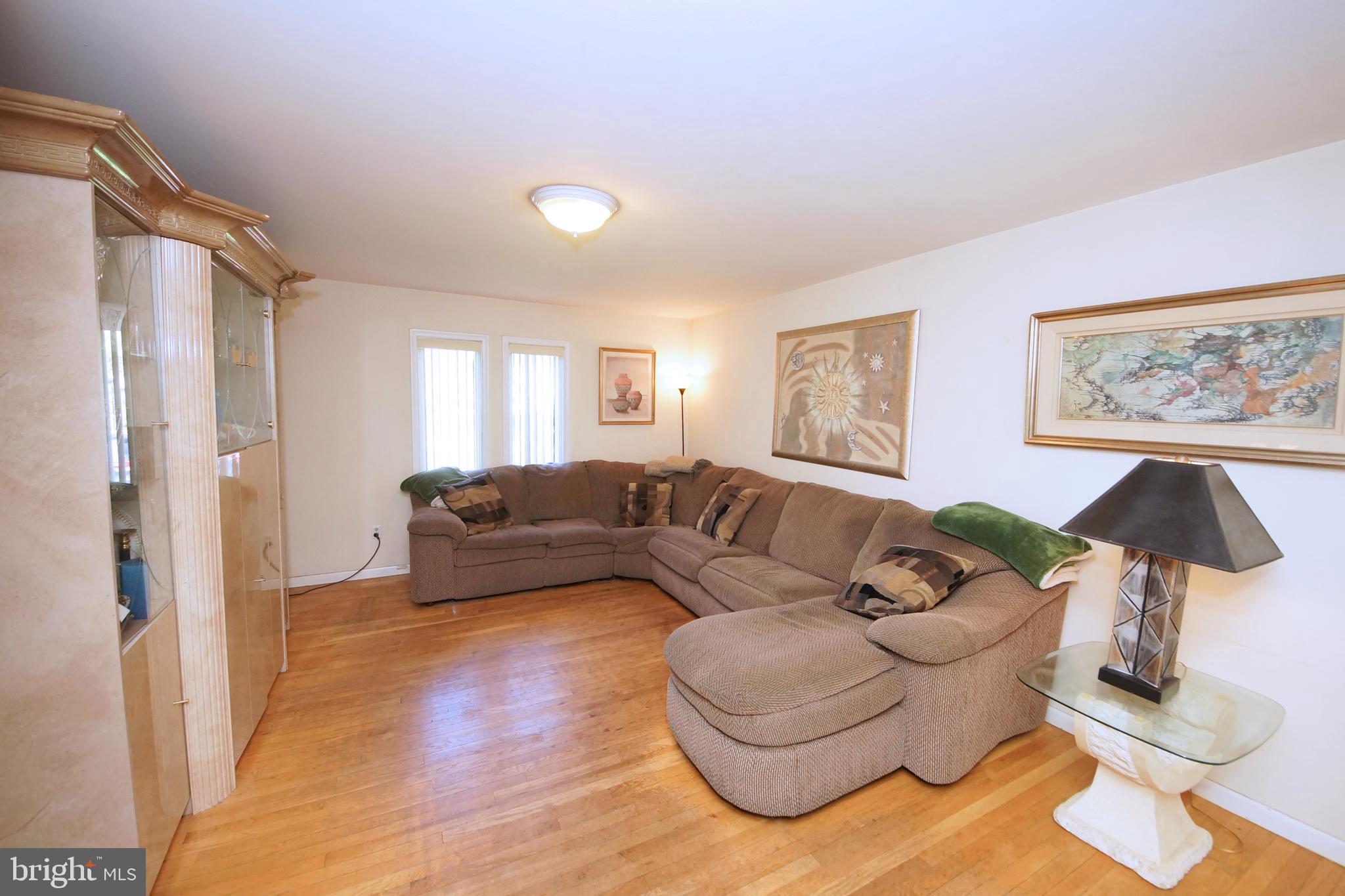 21 Overton Road East Windsor, NJ 08520 - Photo 5 of 45 Gallery Image 5