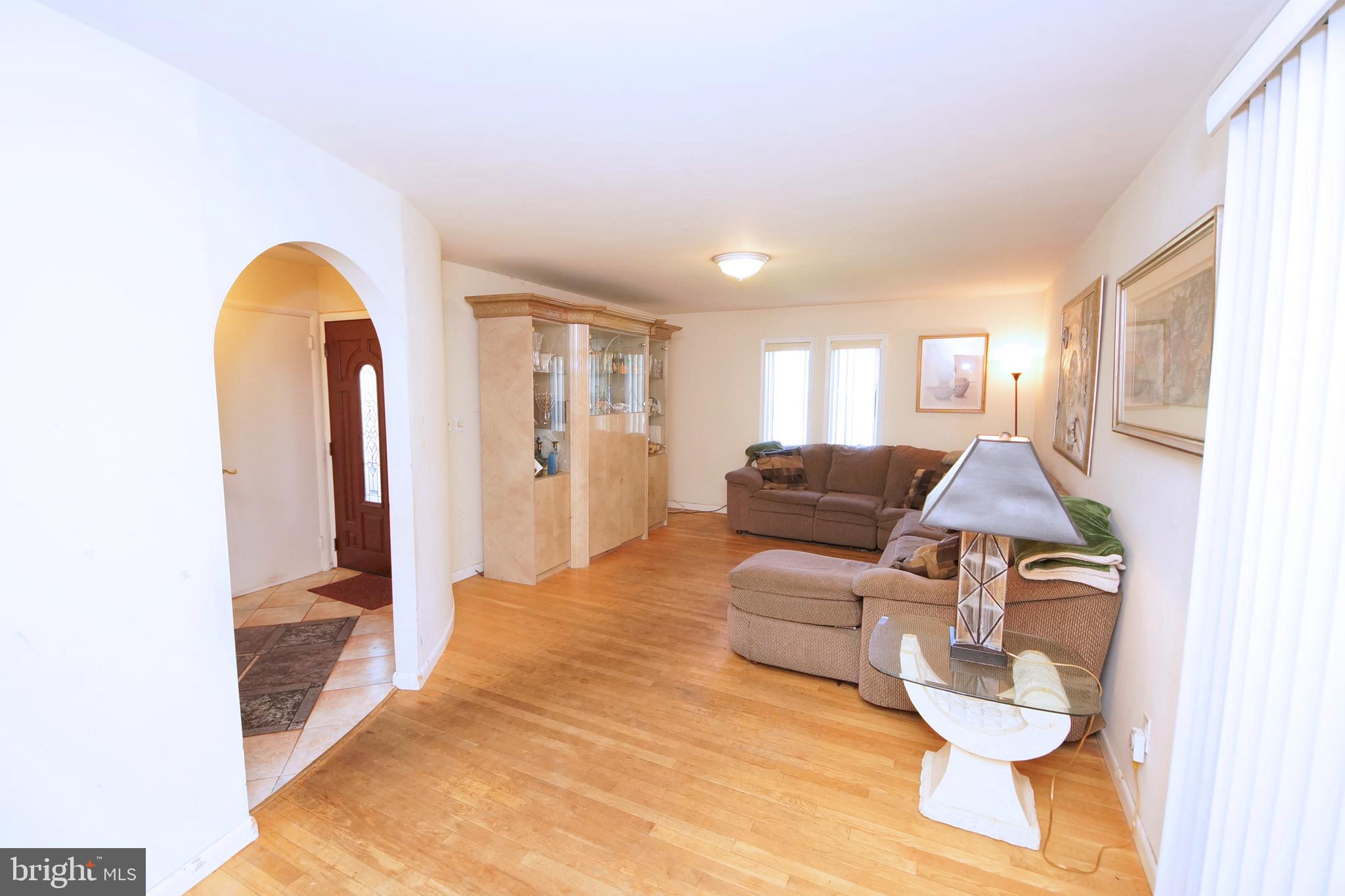 21 Overton Road East Windsor, NJ 08520 - Photo 10 of 45 Gallery Image 10