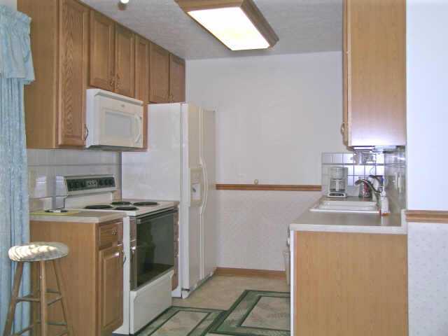 3943 Ivorton Road West Columbus, OH 43207 - Photo 5 of 8 Gallery Image 5