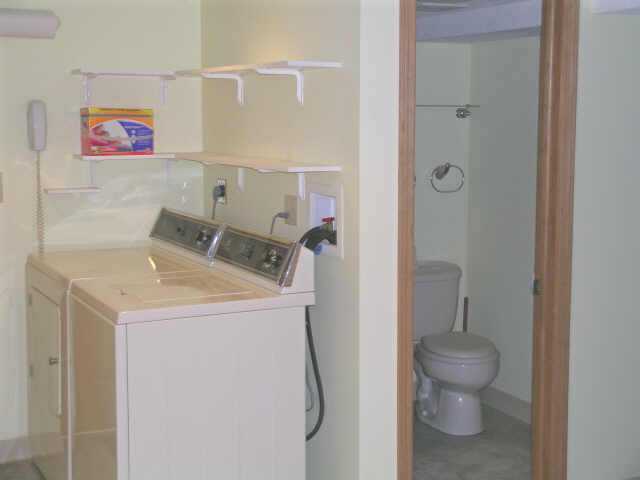 3943 Ivorton Road West Columbus, OH 43207 - Photo 8 of 8 Gallery Image 8