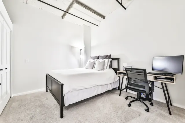 $3,300 | 6 South Laflin Street, Unit 709, Chicago, IL 60607