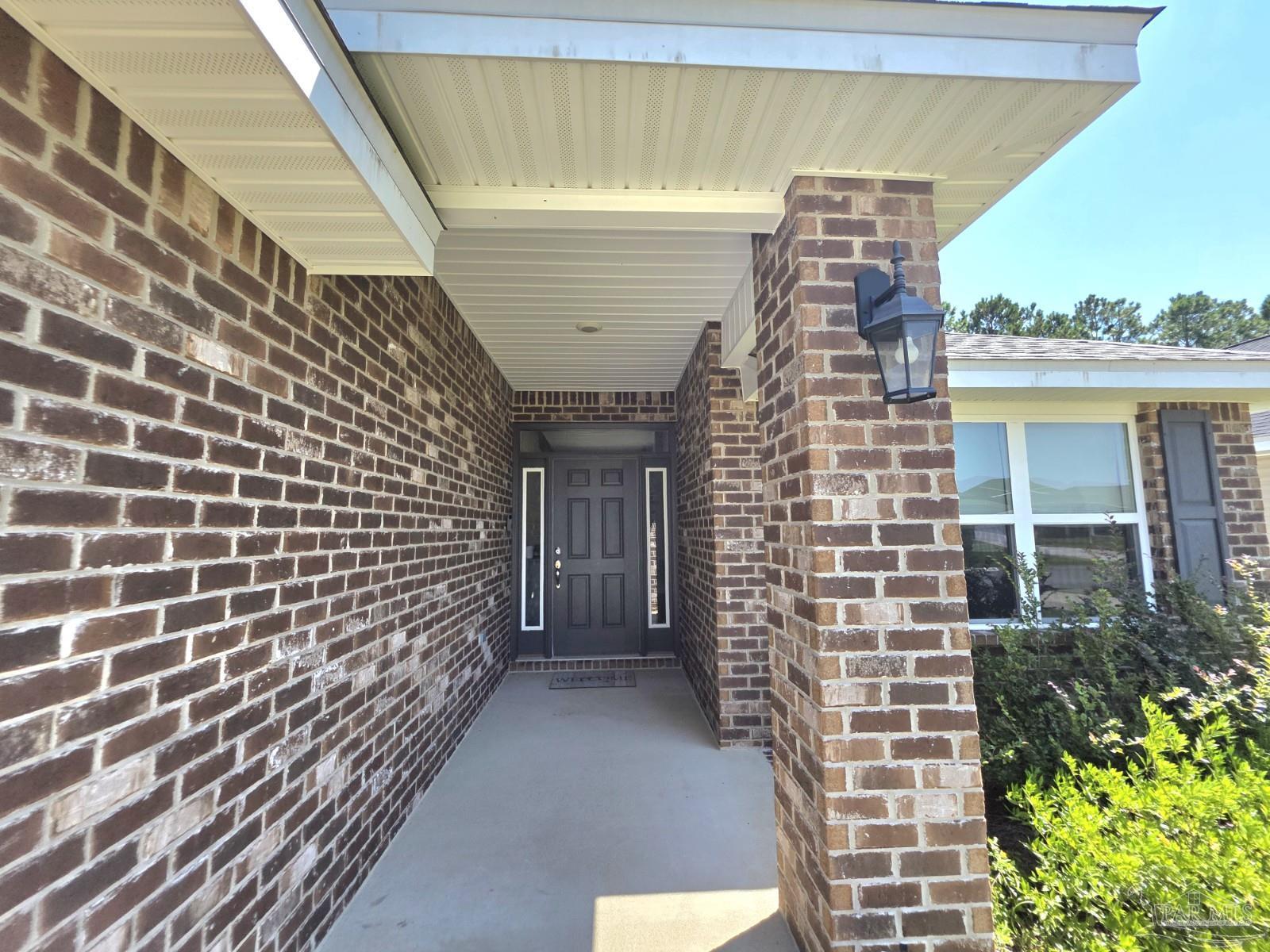 1813 Leigh Loop Cantonment, FL 32533 - Photo 2 of 25