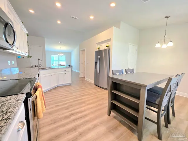 $2,250 | 1813 Leigh Loop, Cantonment, FL 32533