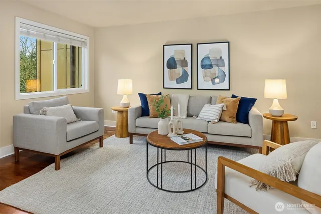 $390,000 | 11058 Northeast 33rd Place, Unit D3, Bellevue, WA 98004