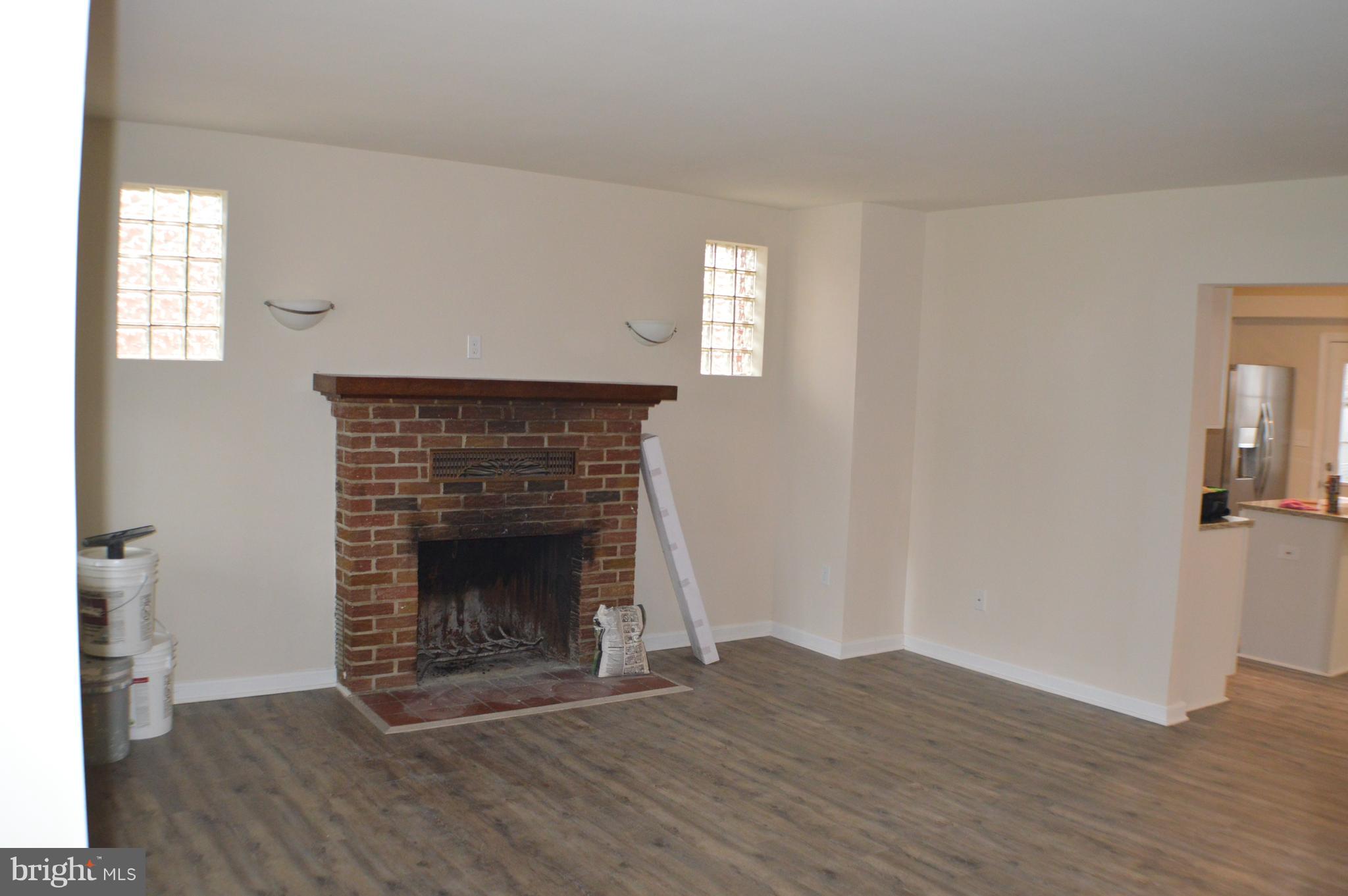 2802 Garnet Road Baltimore, MD 21234 - Photo 11 of 58 LIVING ROOM JUST OFF FOYER