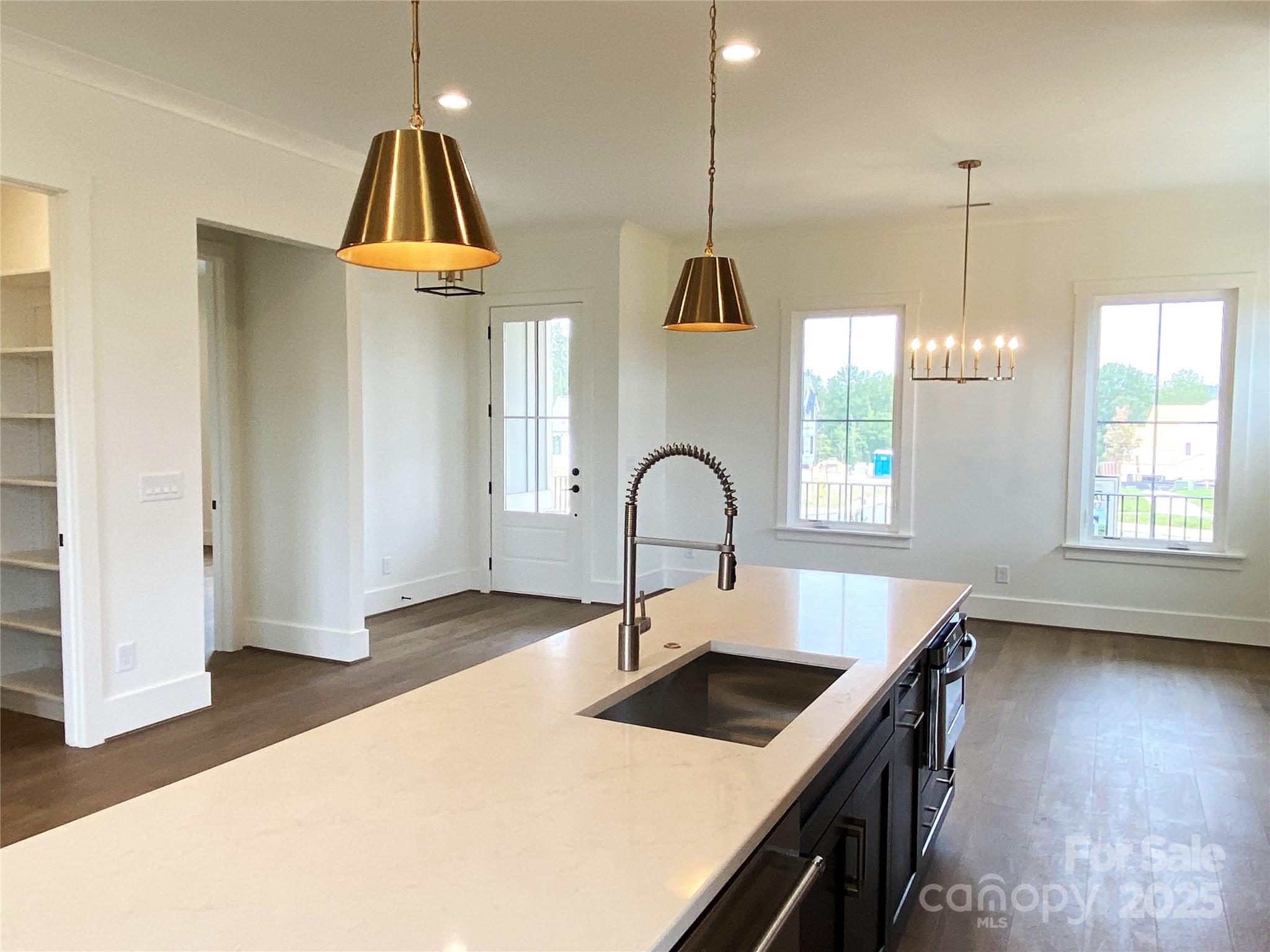 19048 Newburg Hl Road, Unit 27 Davidson, NC 28036 - Photo 6 of 46