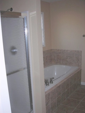 206 West Bittersweet Road Washington, IL 61571 - Photo 8 of 9 Gallery Image 8