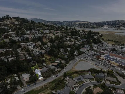 $1,189,000 | 297 Shoreline Highway, Mill Valley, CA 94941
