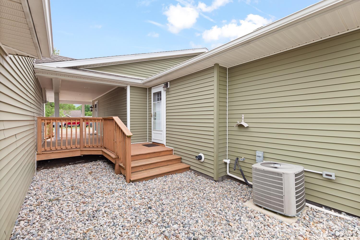2831 Carson Highway Adrian, MI 49221 - Photo 31 of 42
