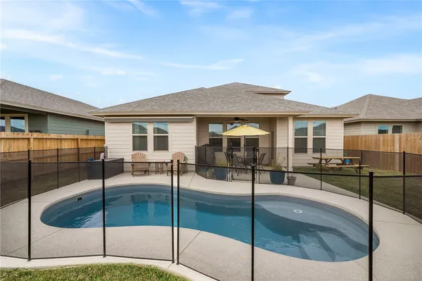 $2,700 | 2654 Westeros Street, Corpus Christi, TX 78415