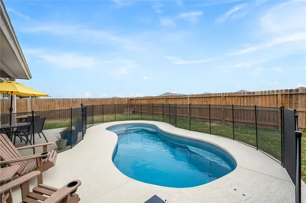 $2,700 | 2654 Westeros Street, Corpus Christi, TX 78415