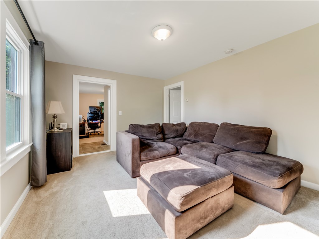 107 Golden Road Chili, NY 14624 - Photo 9 of 24