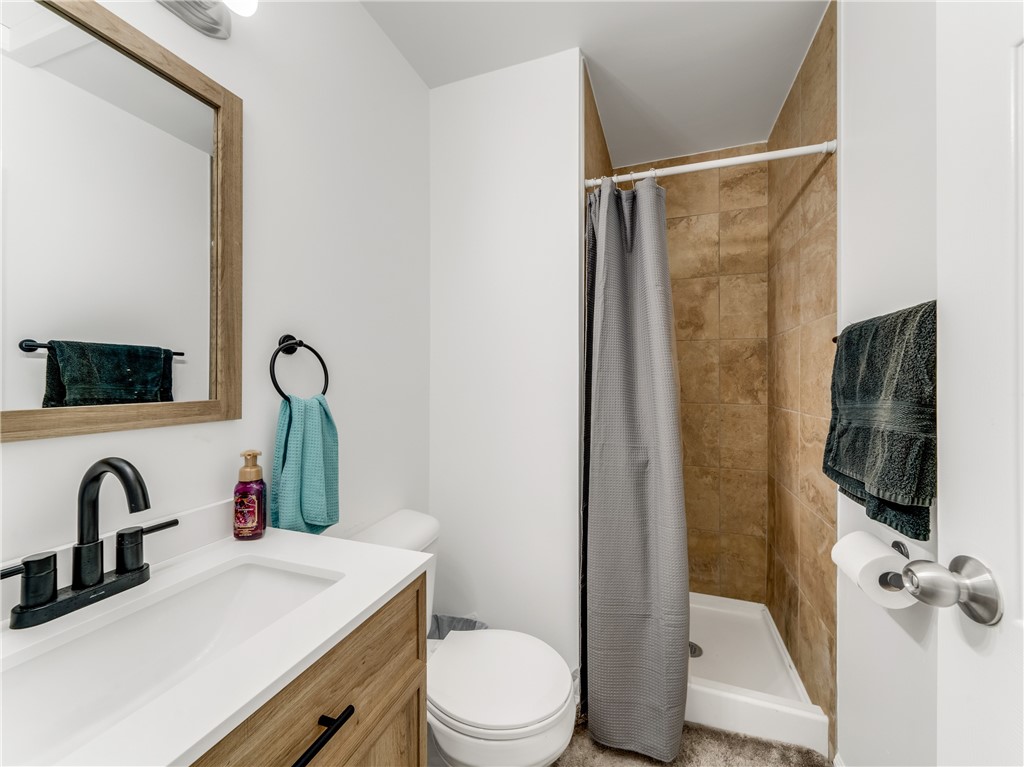 107 Golden Road Chili, NY 14624 - Photo 10 of 24