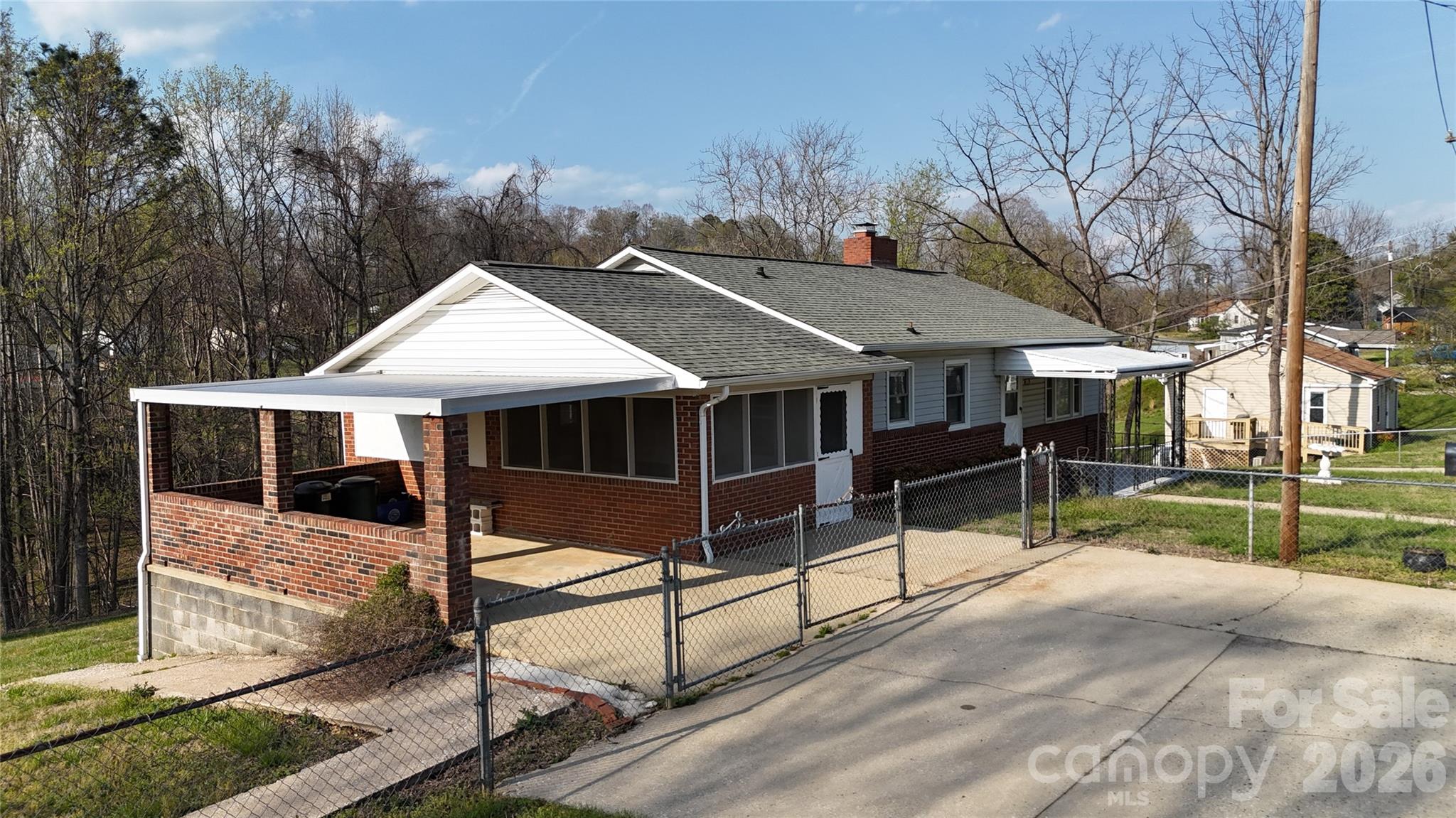 309 Morehead Road Marion, NC 28752 - Photo 2 of 40