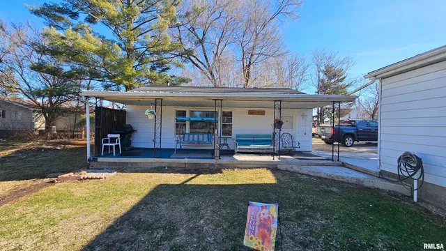 $77,000 | 1080 North Fayette Street, Jacksonville, IL 62650