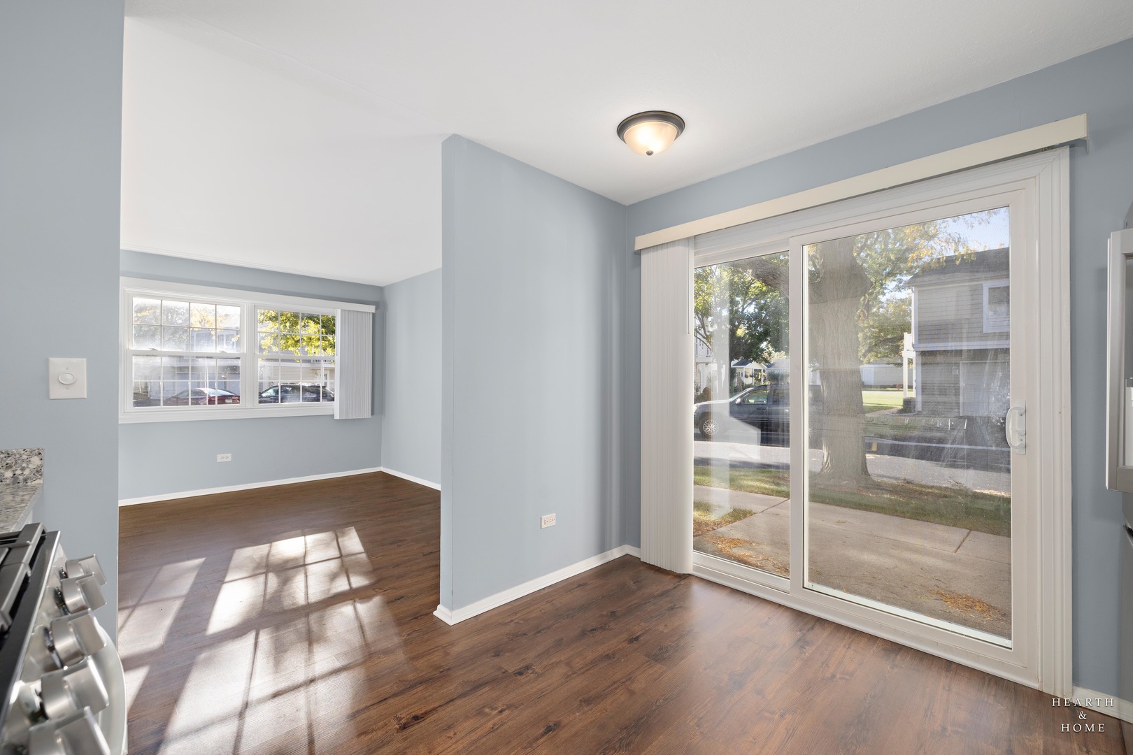 1208 Quincy Court Wheeling, IL 60090 - Photo 14 of 16