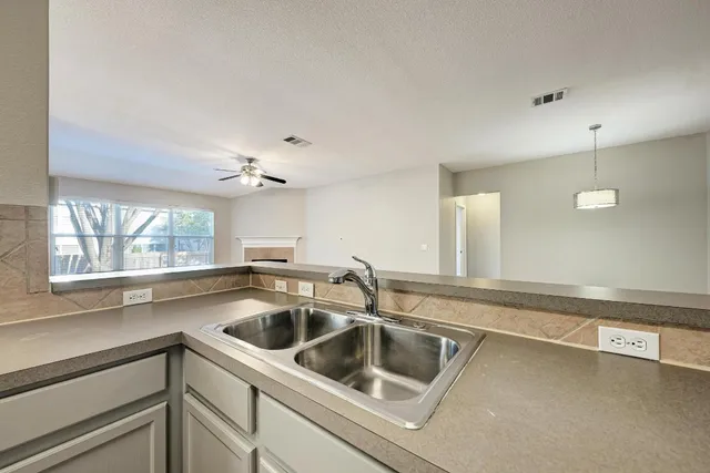 $1,950 | 2308 John Tee Drive, Cedar Park, TX 78613