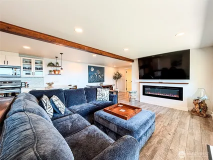 $1,450,000 | 372 Cascade Way, Orcas Island, WA 98245