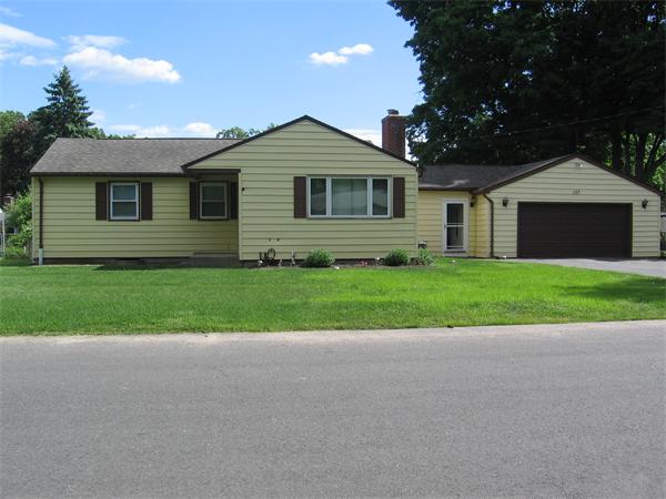 137 Emerald Road Springfield, MA 01119 - Photo 1 of 29
