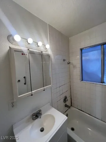 $825 | 505 North Decatur Boulevard, Unit C, Las Vegas, NV 89107