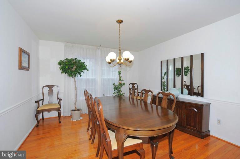 14213 Day Farm Road Glenelg, MD 21737 - Photo 3 of 14 Dining Room