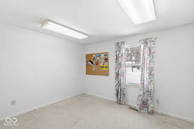 $349,900 | 402 Jenny Lane, Carmel, IN 46032