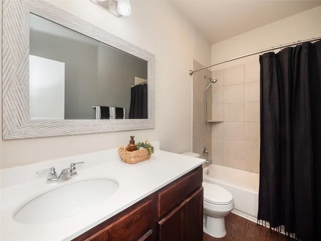 $349,900 | 304 La Escalera Drive, Leander, TX 78641