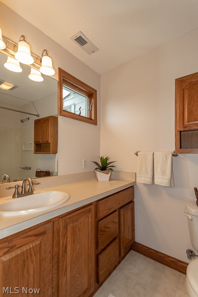 29829 Arthur Road Wickliffe, OH 44092 - Photo 22 of 35 Gallery Image 22