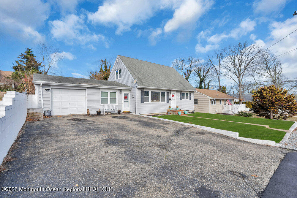 513 Crestview Terrace Point Pleasant, NJ 08742 - Photo 3 of 23 513 Crestview Ter Point Pleasant, NJ