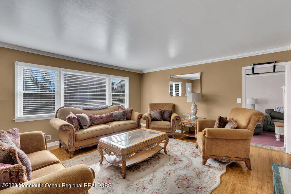 513 Crestview Terrace Point Pleasant, NJ 08742 - Photo 5 of 23 513 Crestview Ter Point Pleasant, NJ