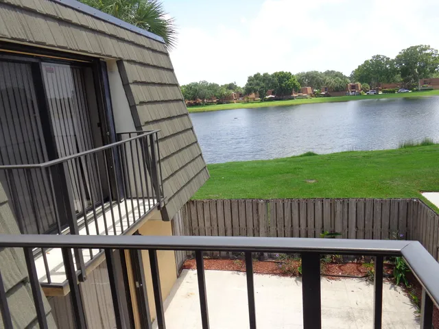 $2,050 | 1015 10th Way, Unit 1015, West Palm Beach, FL 33407