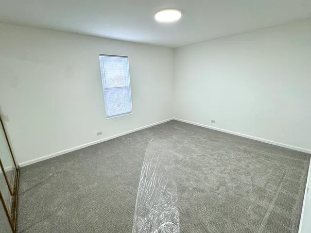 $229,900 | 5001 Carriageway Drive, Unit 215, Rolling Meadows, IL 60008