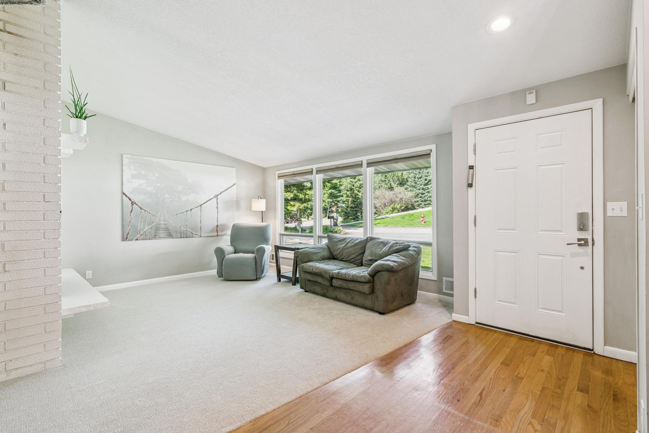 15809 Woodgate Road South Minnetonka, MN 55345 - Photo 14 of 41 Gallery Image 14