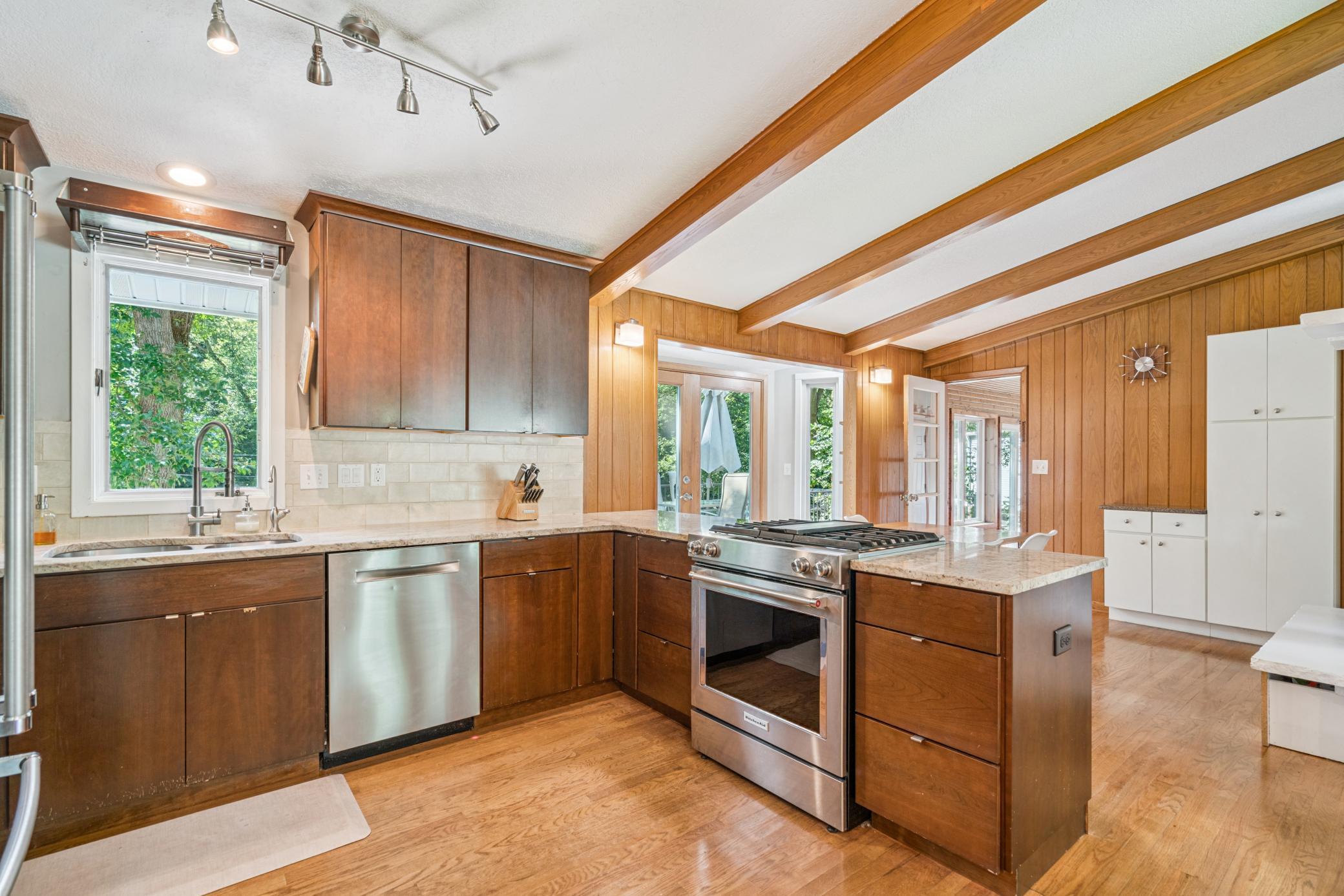 15809 Woodgate Road South Minnetonka, MN 55345 - Photo 6 of 41 Gallery Image 6