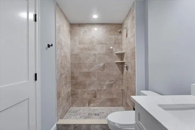 $5,279,899 | 20-35 Shuttleworth Place, Dedham, MA 02026